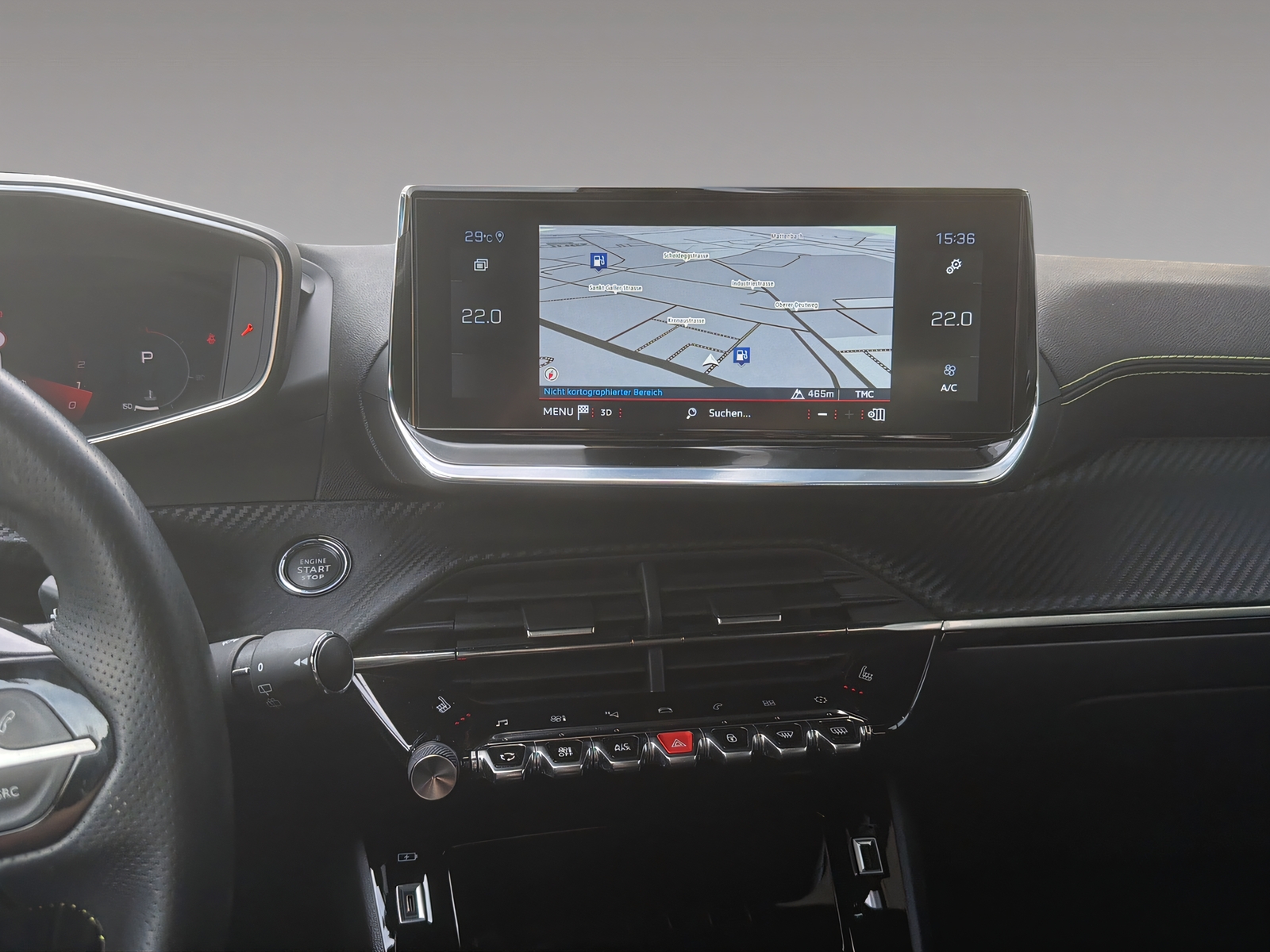 PEUGEOT 2008 1.2 PureTech 130 GT Pack-image-13