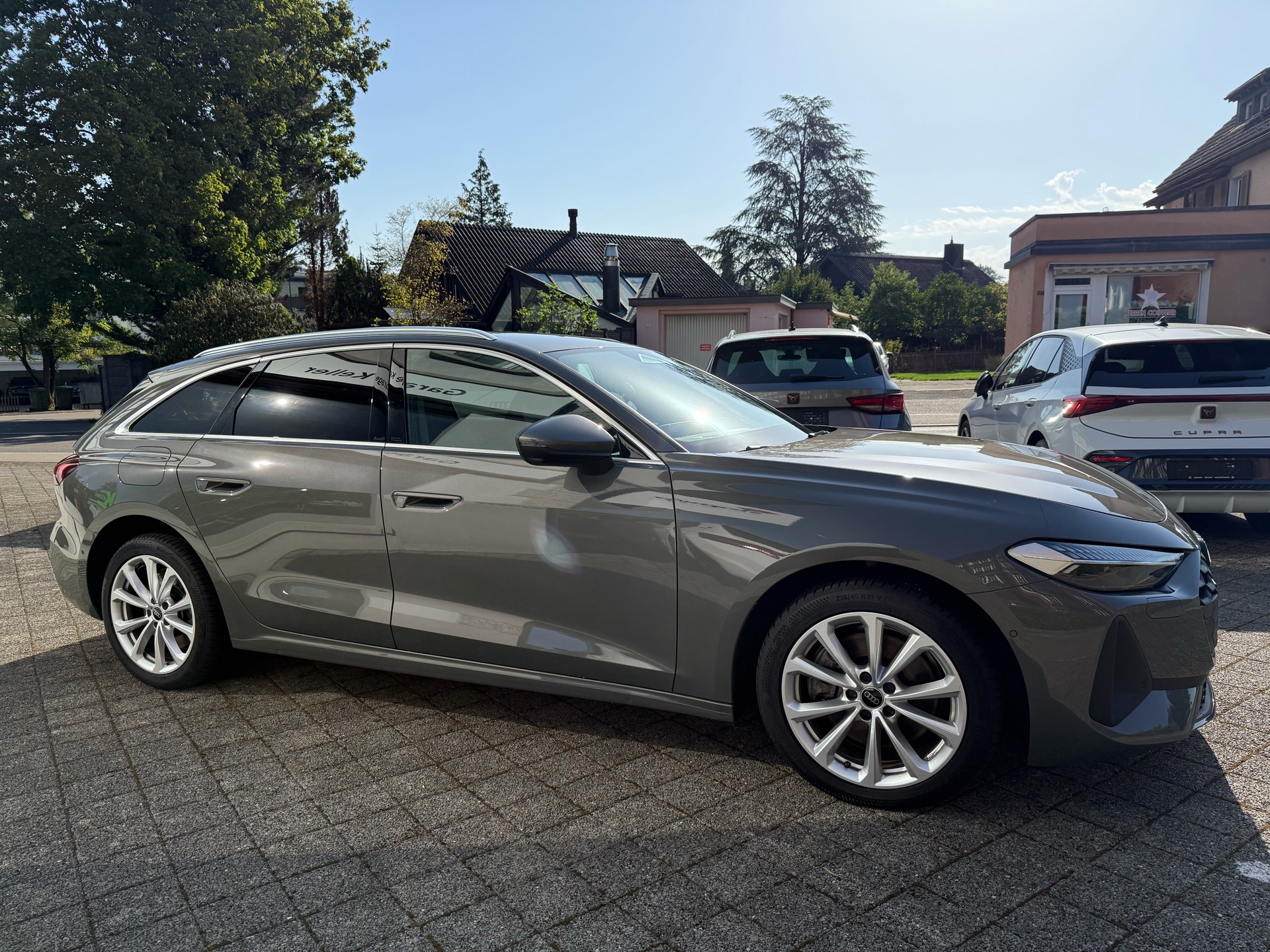 AUDI A5 Avant TDI quattro 150 kW Attraction S tronic-image-12