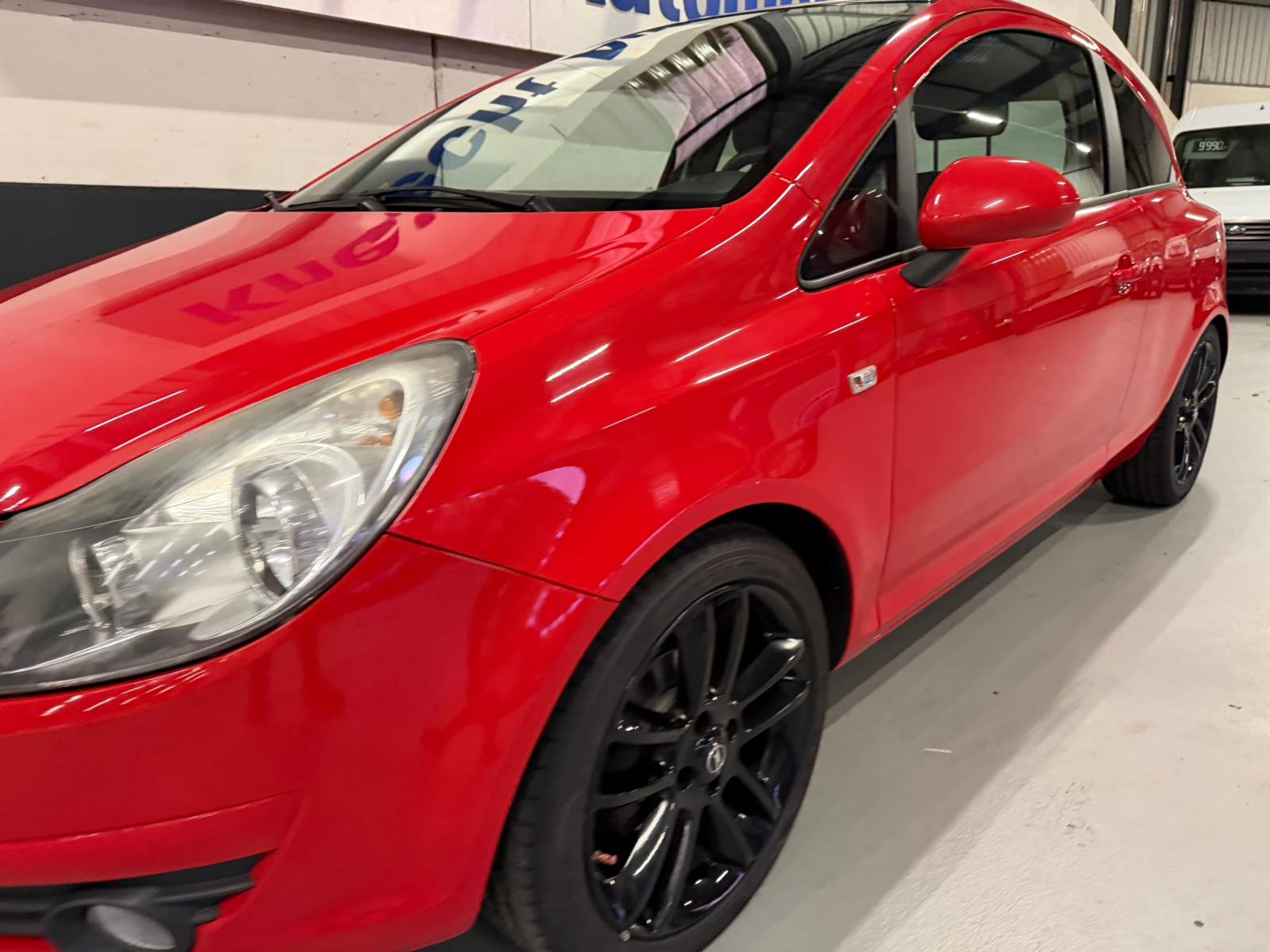 OPEL Corsa 1.4 TP Color Edition-image-6