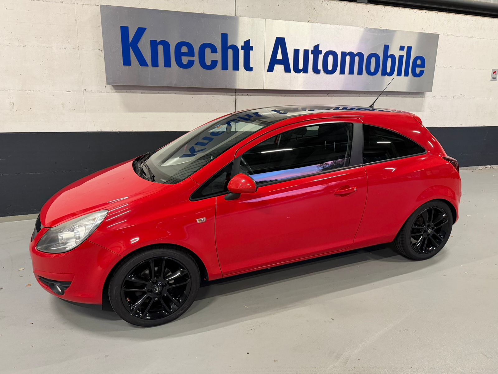 OPEL Corsa 1.4 TP Color Edition-image-0
