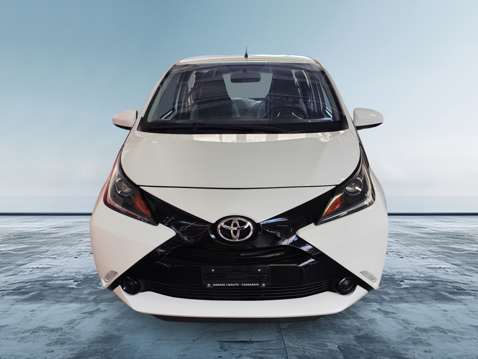 TOYOTA Aygo 1.0 VVT-i x-play