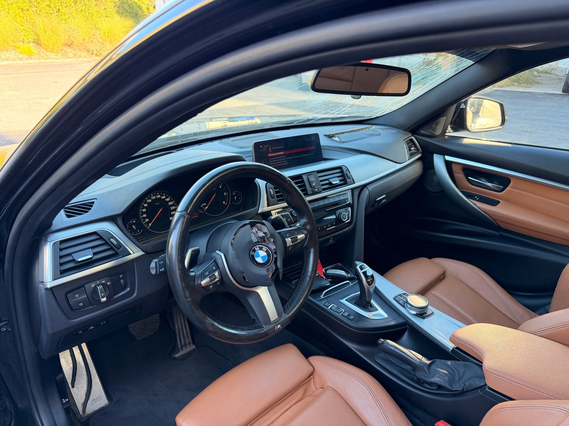 BMW 335d xDrive Touring Edition M Sport Steptronic-image-8
