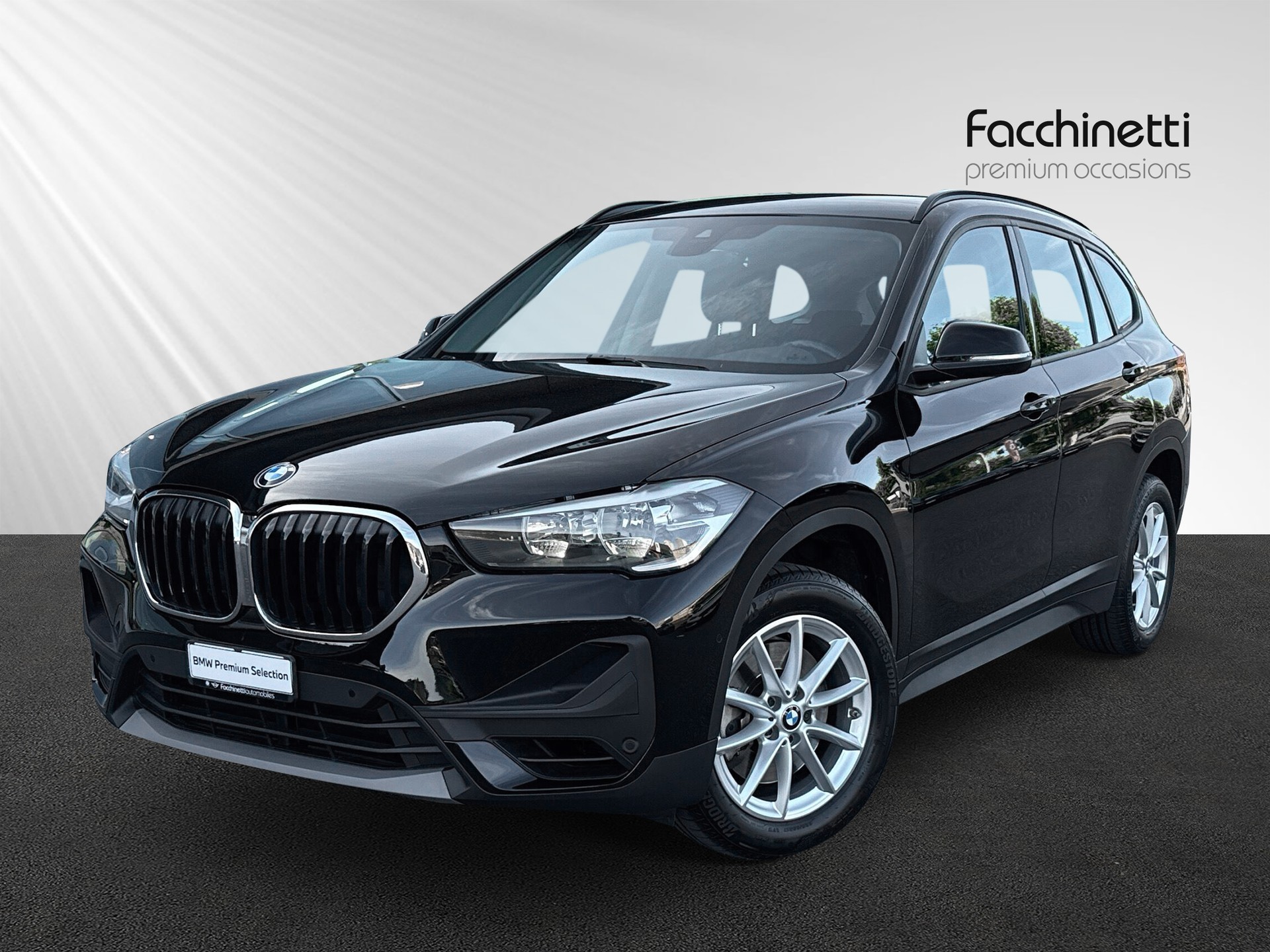 BMW X1 xDrive 20i Essential Edition Steptronic-image-0