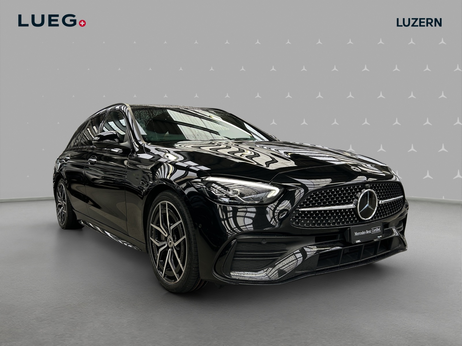 MERCEDES-BENZ C 220 d T 4Matic AMG Line-image-4