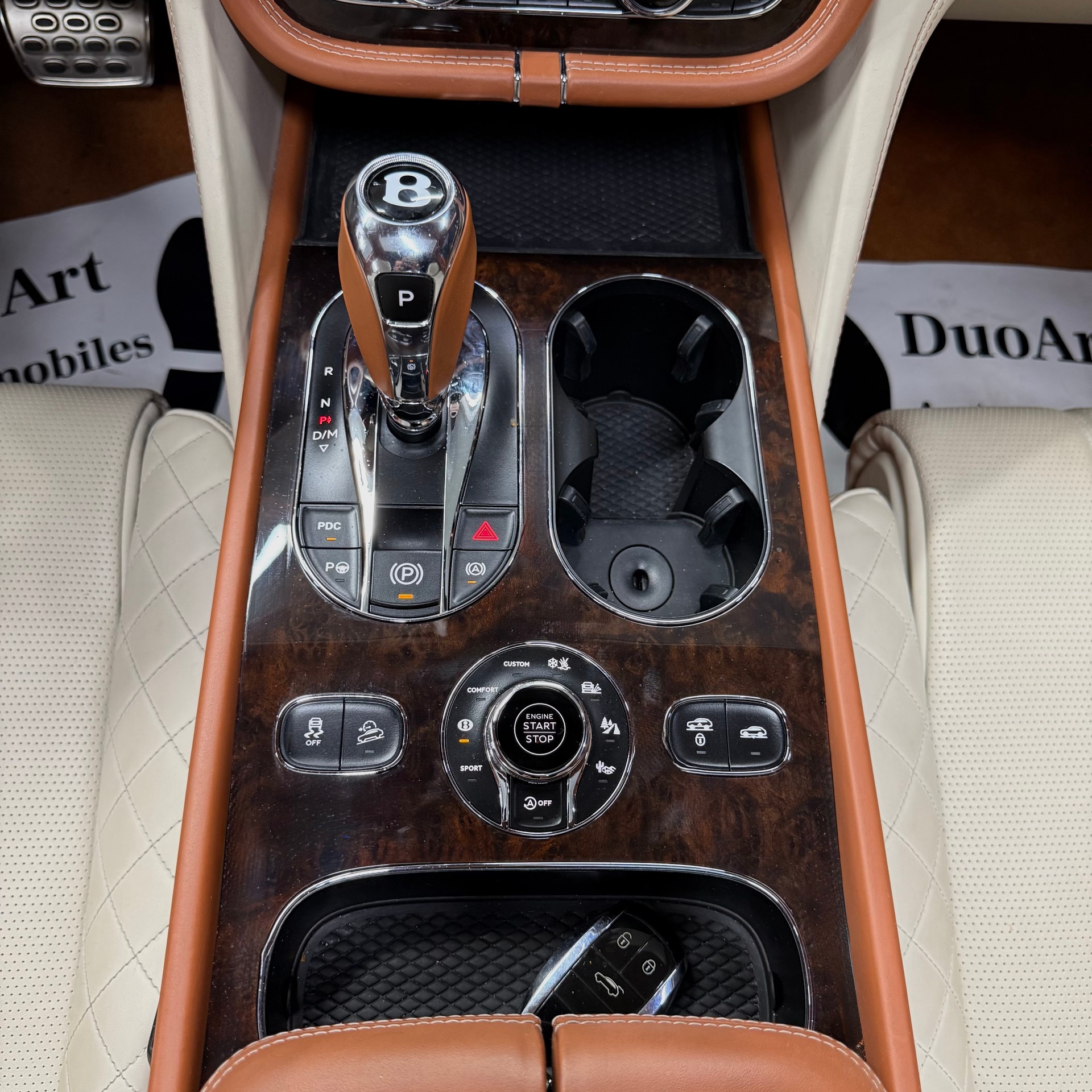 BENTLEY Bentayga W12-image-10