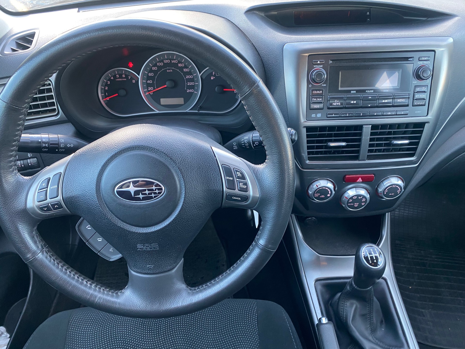 SUBARU Impreza 1.5R Swiss-image-5