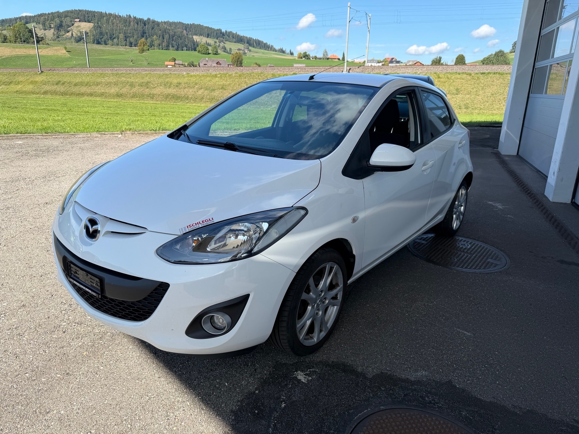 MAZDA 2 1.3i 16V Motion-image-3