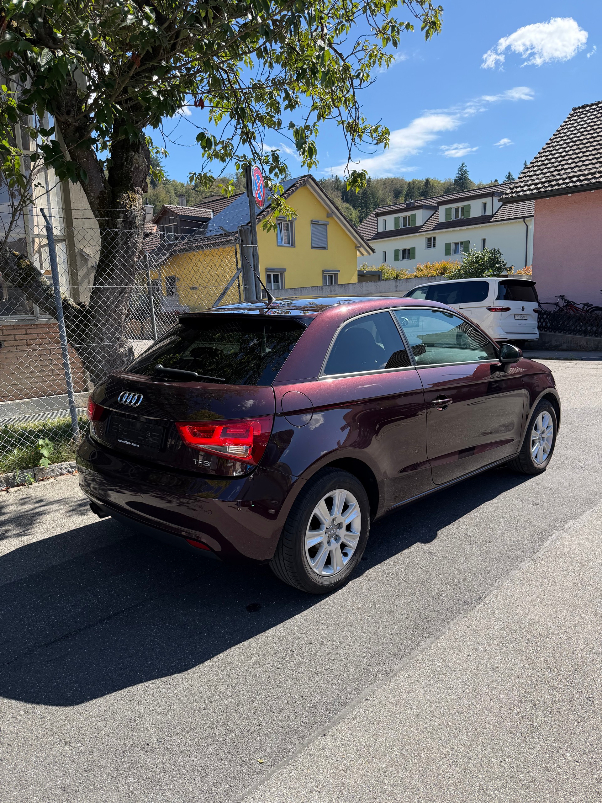 AUDI A1 1.4 TFSI Attraction Young S-tronic-image-5