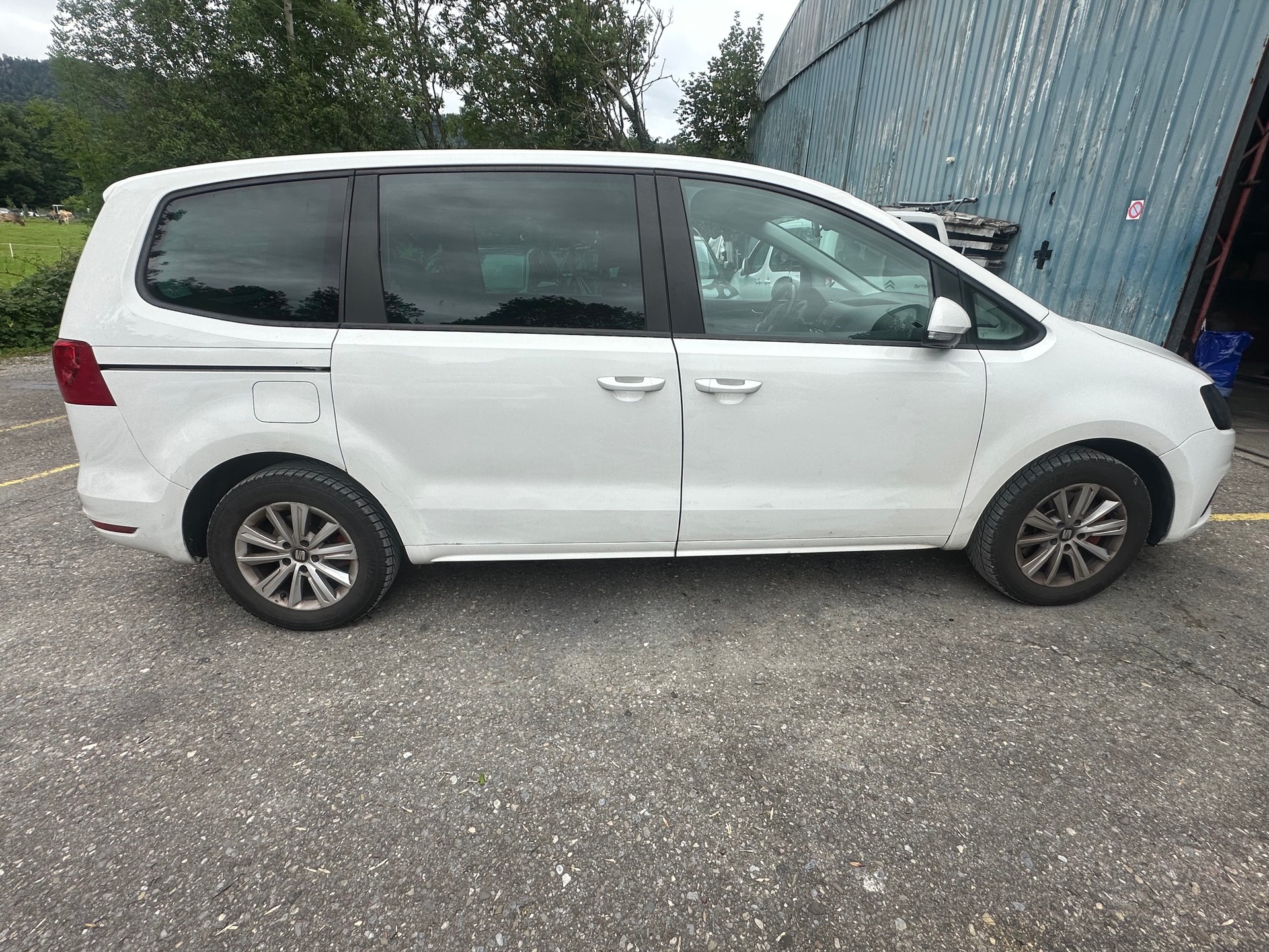 SEAT Alhambra 2.0 TDI Reference Eco DSG-image-6