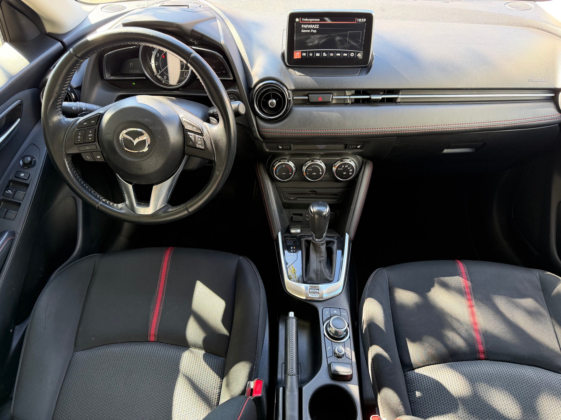 MAZDA 2 1.5i 16V Skyactiv-G Revolution Drive-image-6