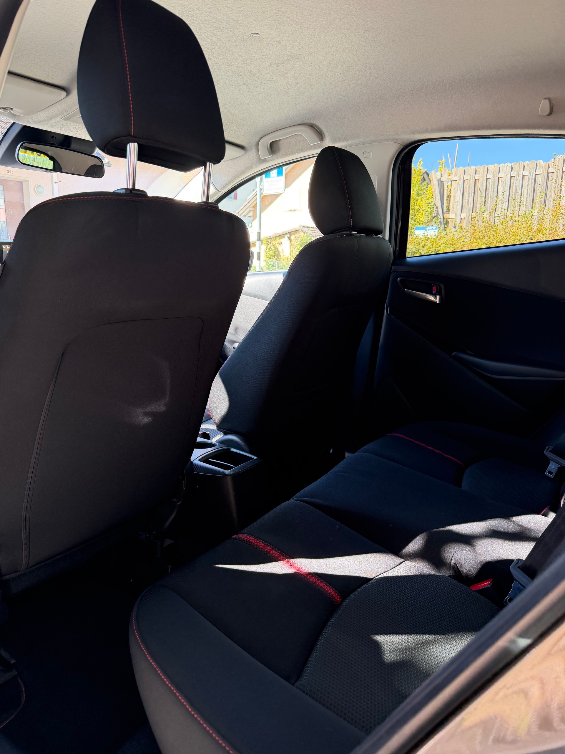 MAZDA 2 1.5i 16V Skyactiv-G Revolution Drive-image-7