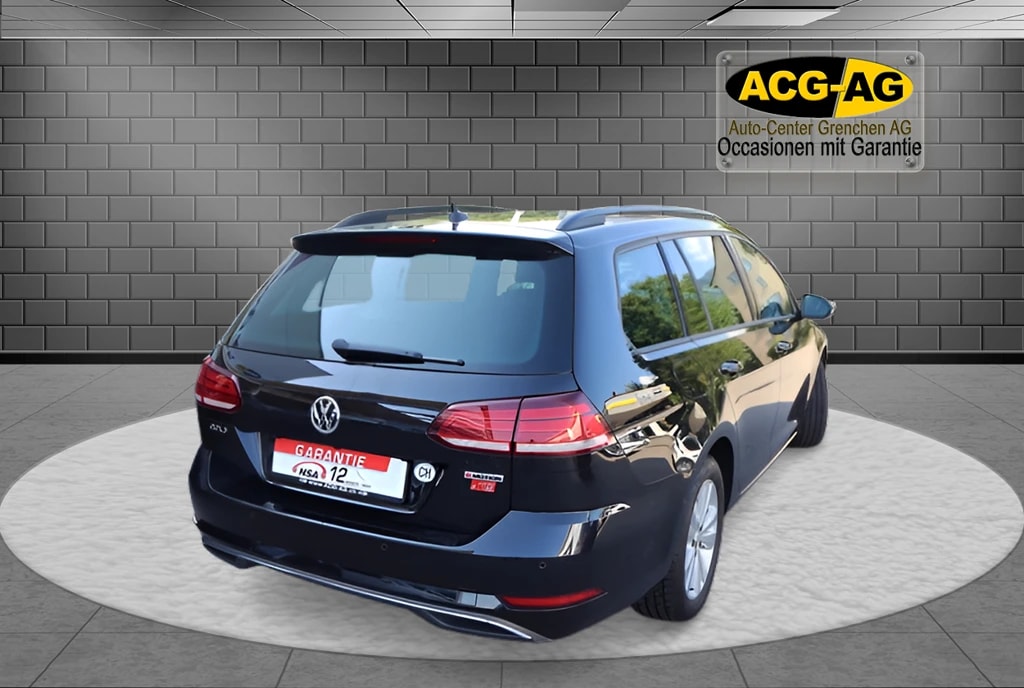 VW Golf Variant 2.0 TDI Comfortline 4Motion DSG ** Navi mit RF-kamera ** Frisch ab MFK & Service **-image-5