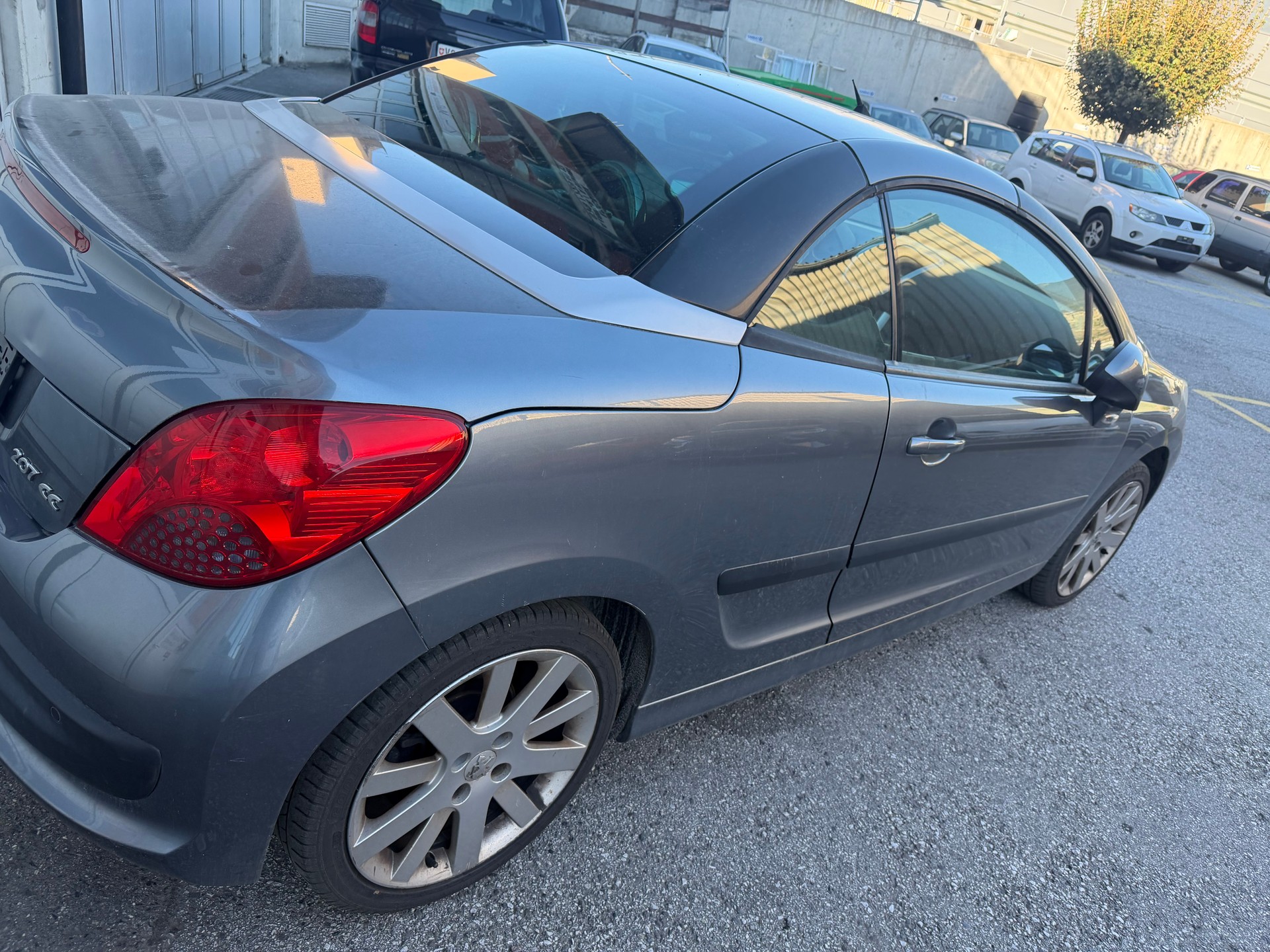 PEUGEOT 207 CC 1.6 16V Trendy-image-4