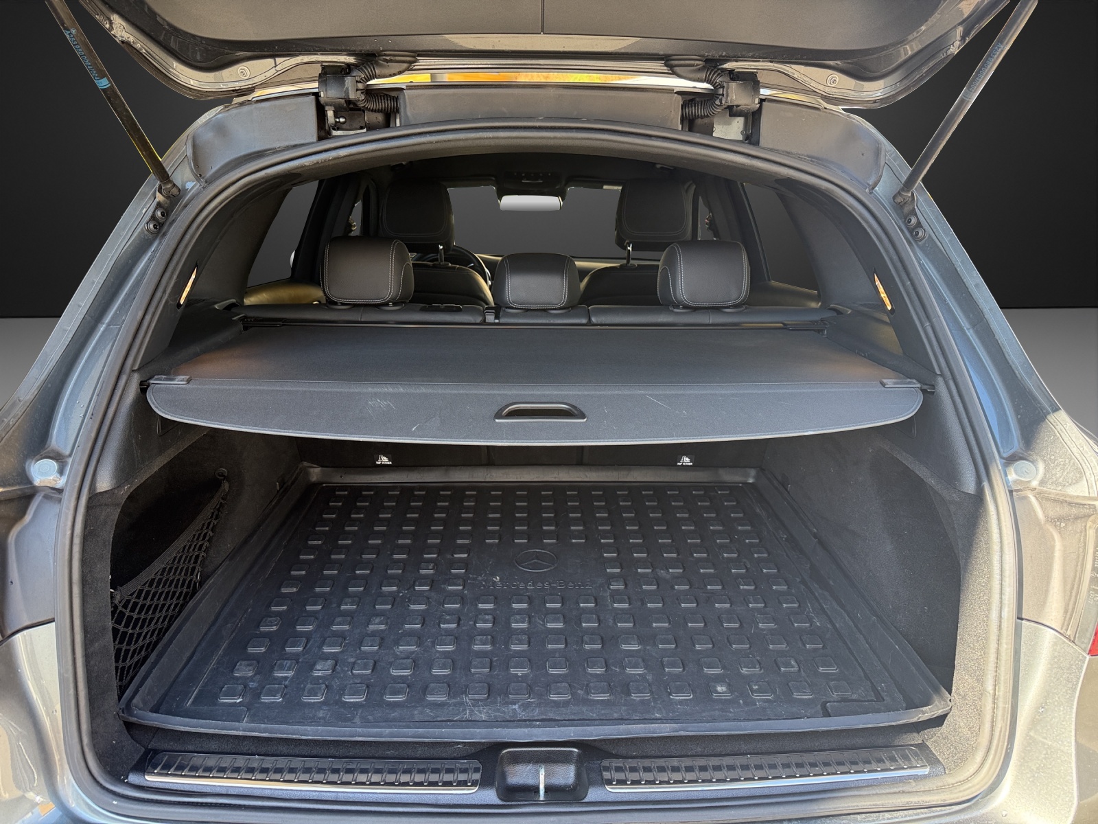 MERCEDES-BENZ GLC 250 d AMG Line 4Matic 9G-Tronic-image-13