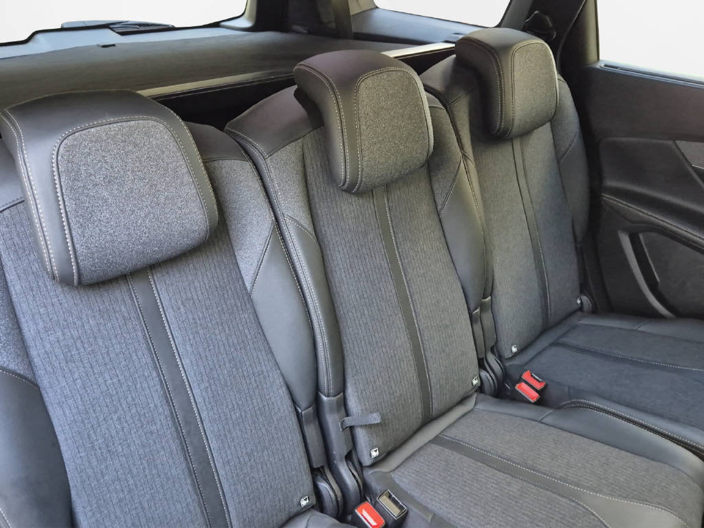 PEUGEOT 5008 1.5 BlueHDi GT Line 7-Plätzer-image-7