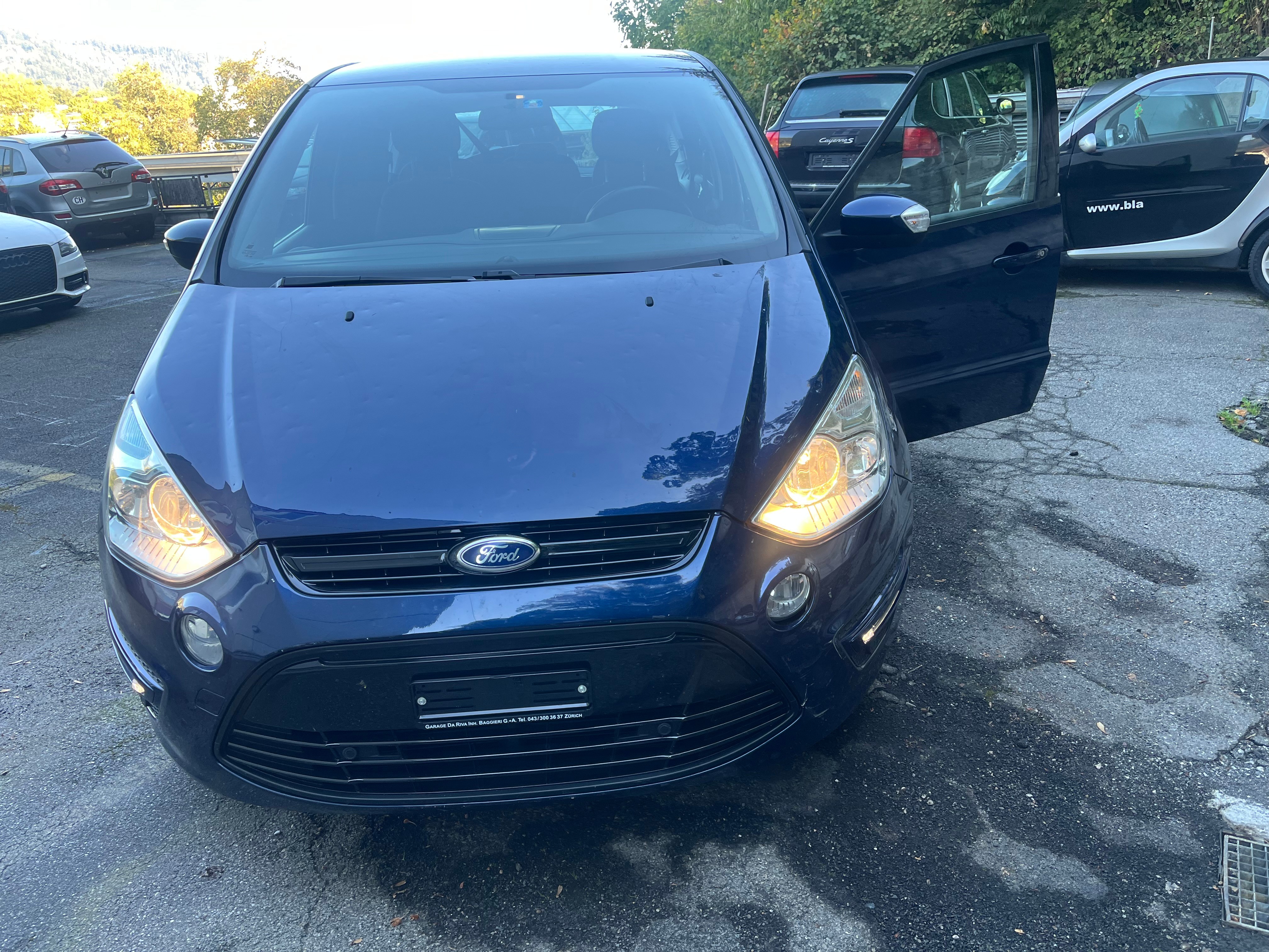 Car photo
