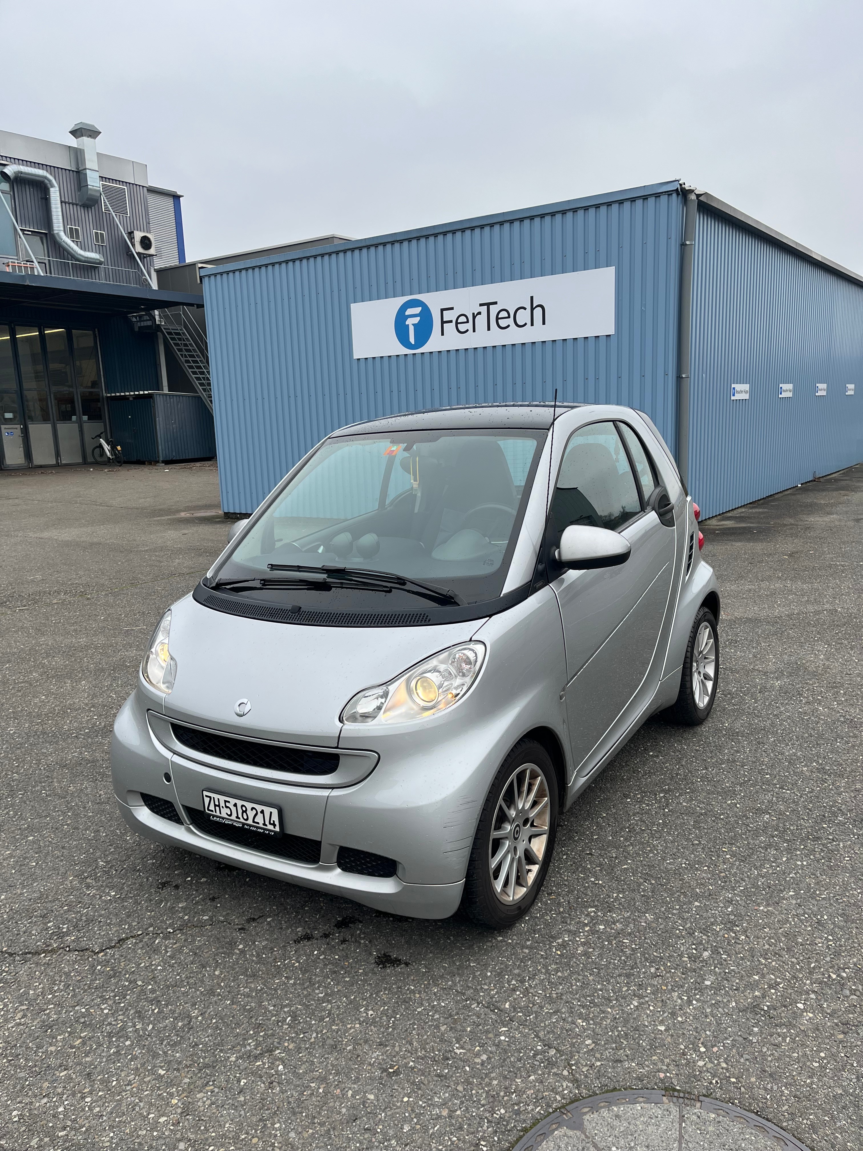 Car photo