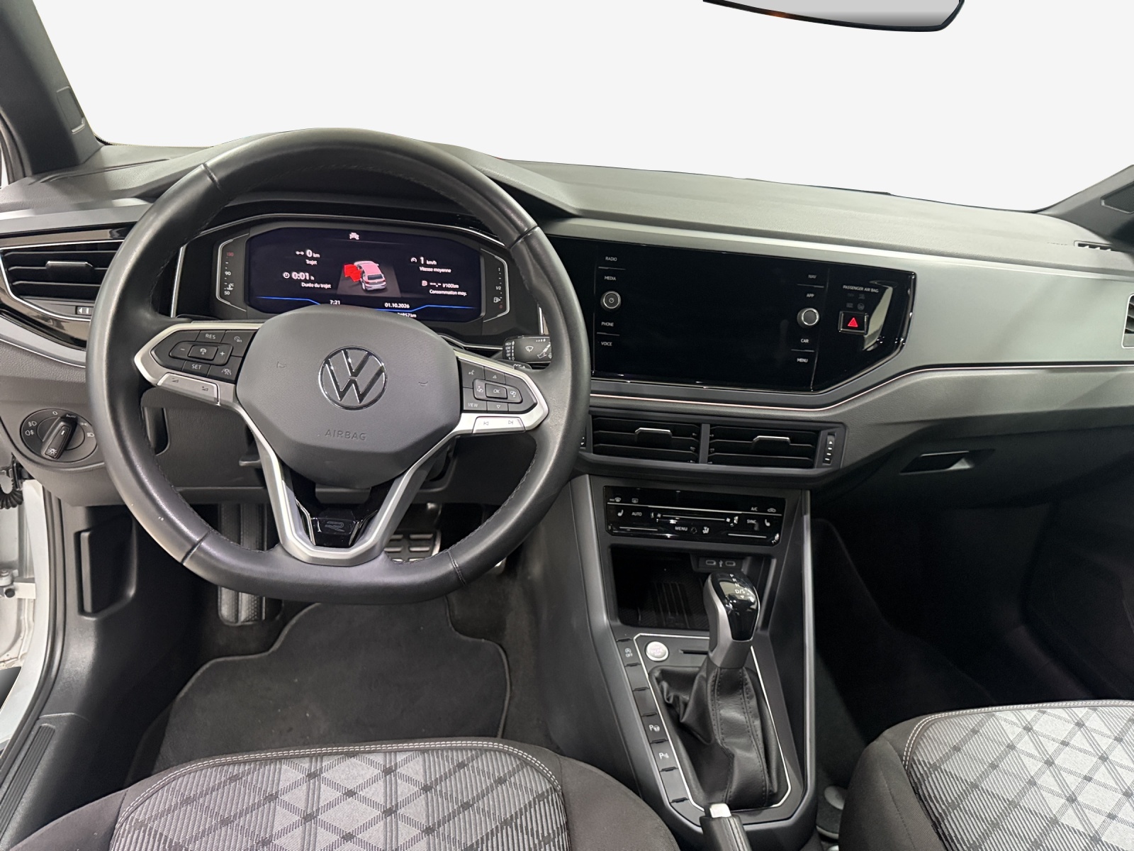 VW Polo 1.0 TSI R-Line DSG-image-8