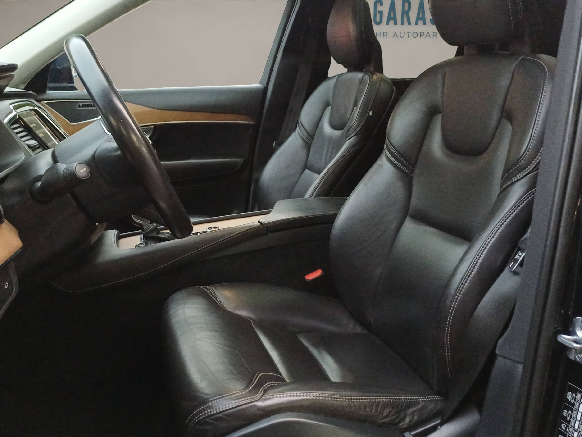 VOLVO XC90 2.0 T6 Inscription 7P. AWD-image-14