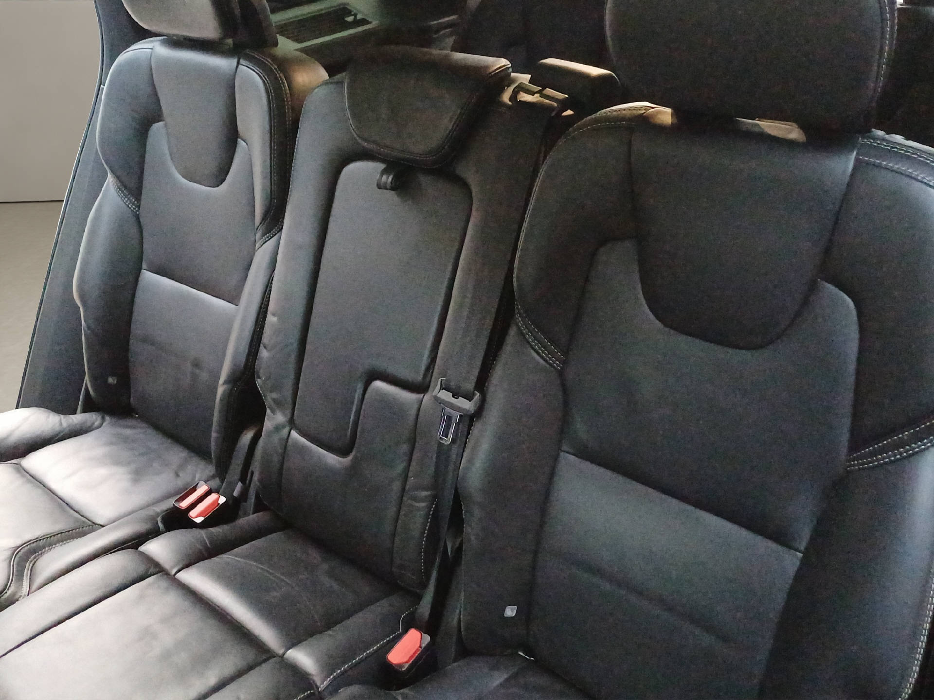 VOLVO XC90 2.0 T6 Inscription 7P. AWD-image-15
