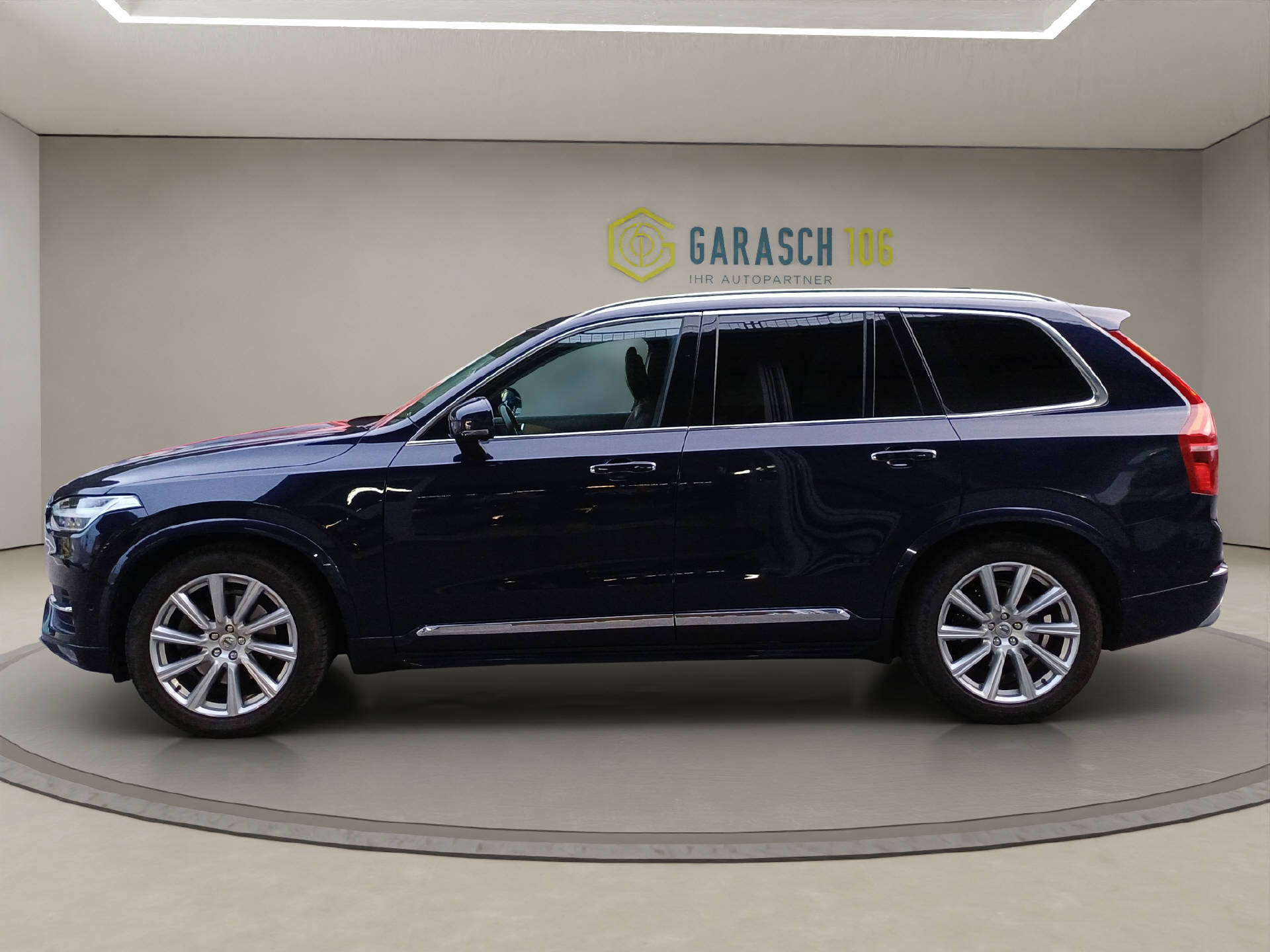VOLVO XC90 2.0 T6 Inscription 7P. AWD-image-2
