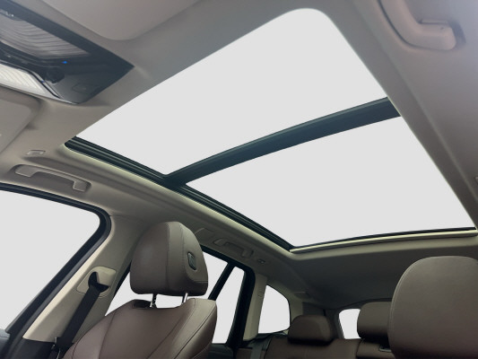 BMW iX3 Impressive-image-11