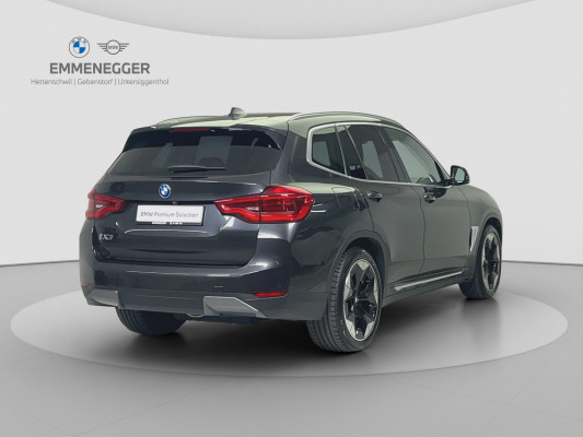 BMW iX3 Impressive-image-4