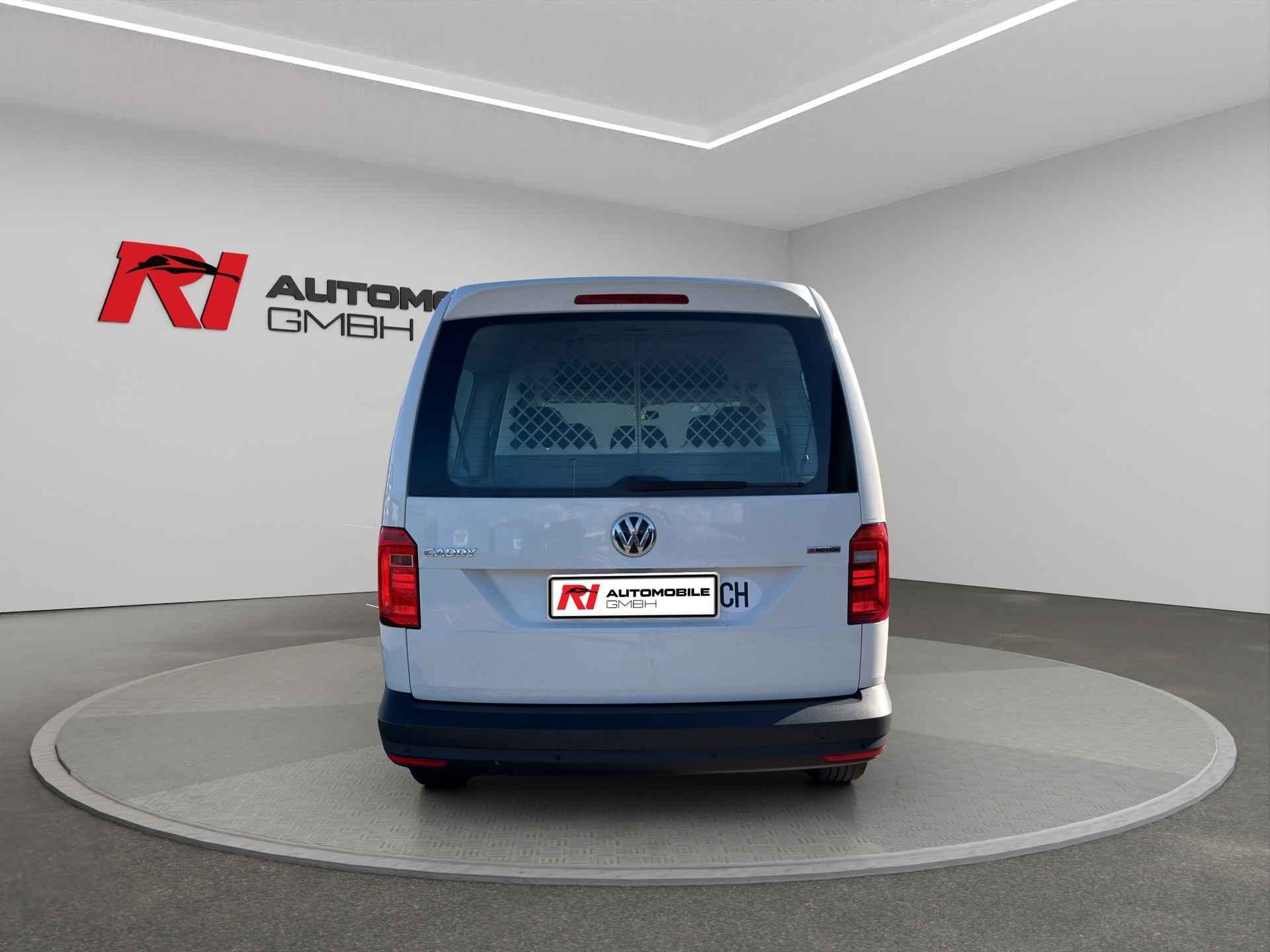 VW Caddy Maxi 2.0 TDI Trendline 4Motion-image-6