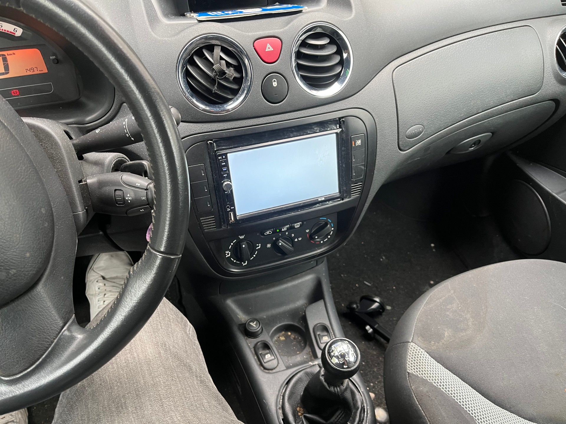 CITROEN C3 Pluriel 1.4 HDi-image-10