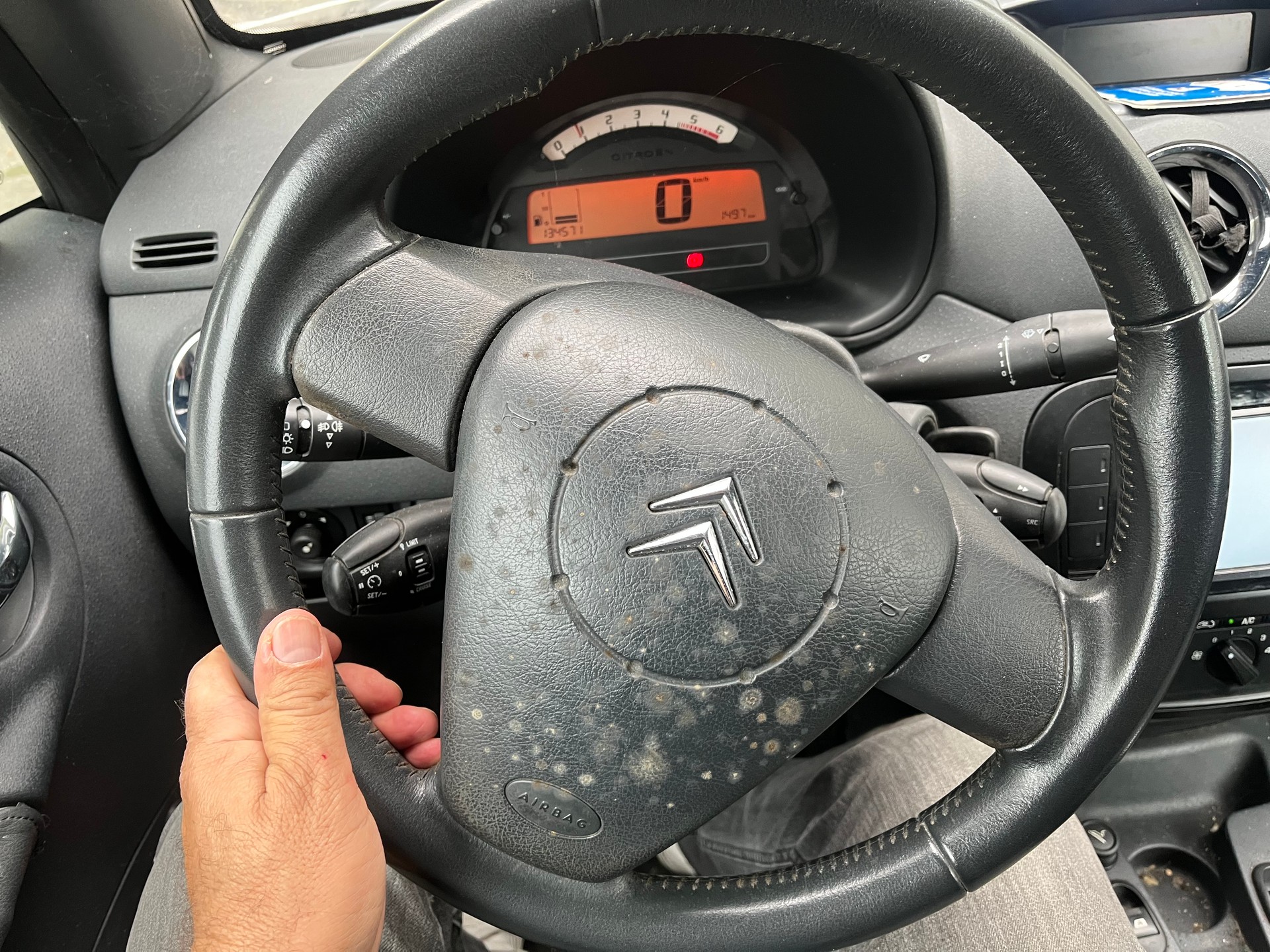 CITROEN C3 Pluriel 1.4 HDi-image-8