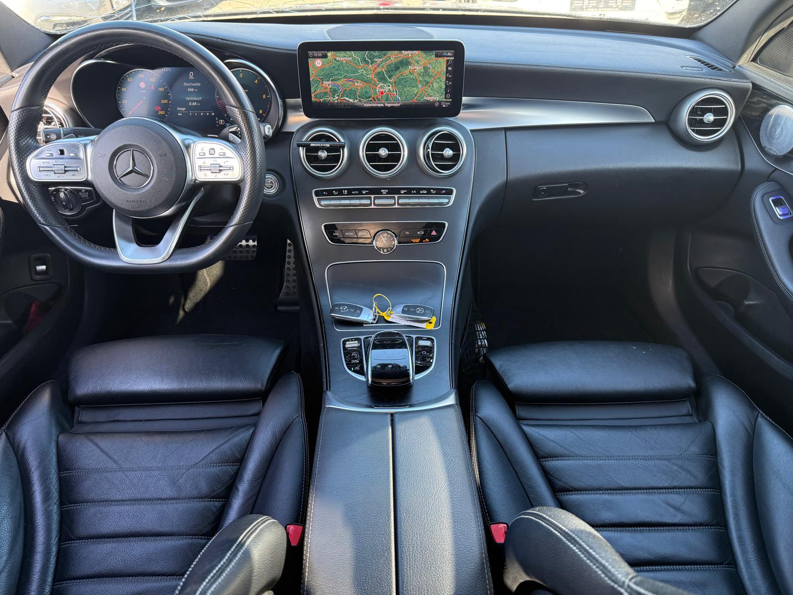 MERCEDES-BENZ C-Klasse W205 C 220 d AMG Line 4matic-image-11