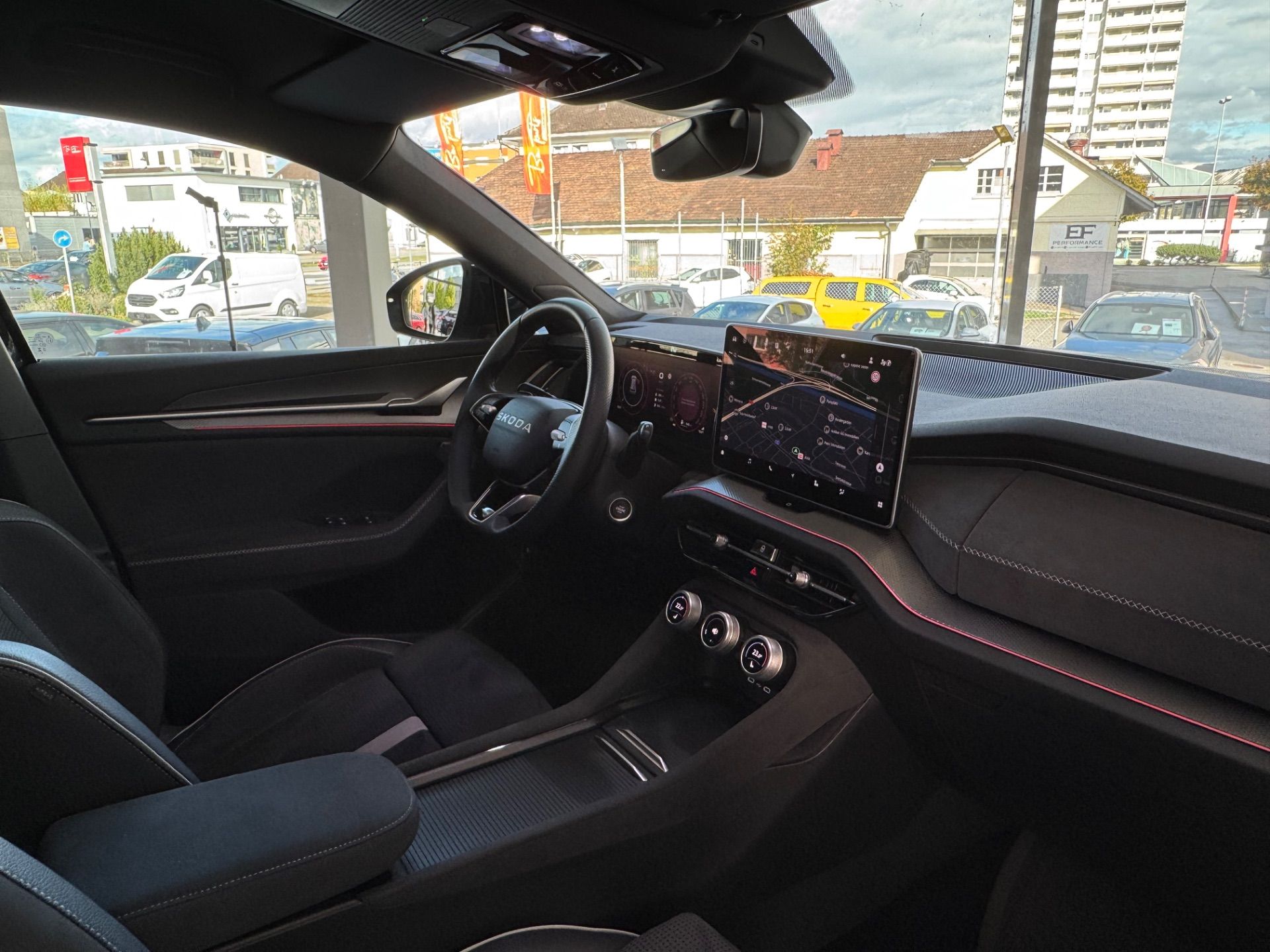 SKODA Kodiaq 2.0 TDI Sportline-image-25