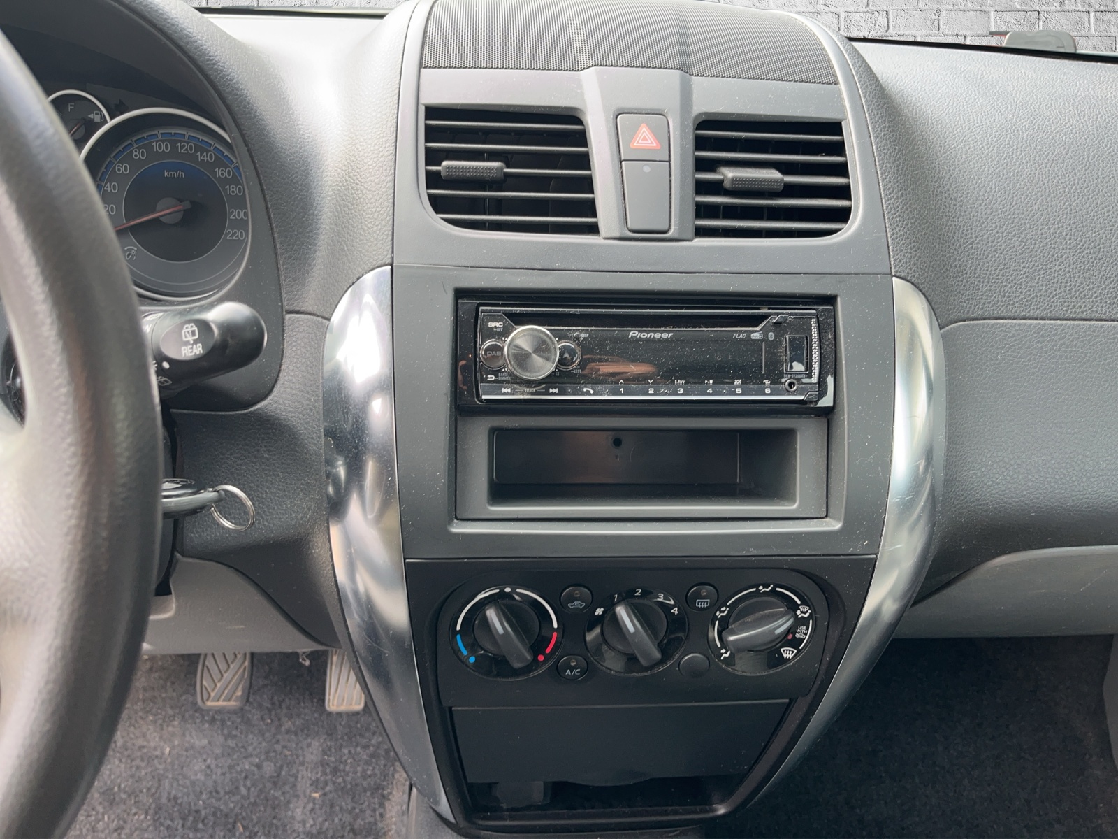 SUZUKI SX4 1.6 16V GL 4WD-image-10