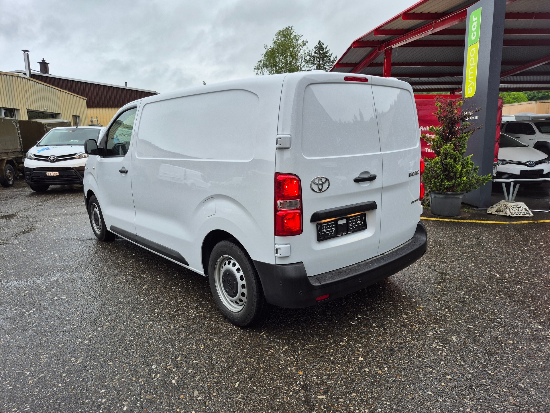 TOYOTA Proace EV 75kWh Medium Advanced Meister-image-6