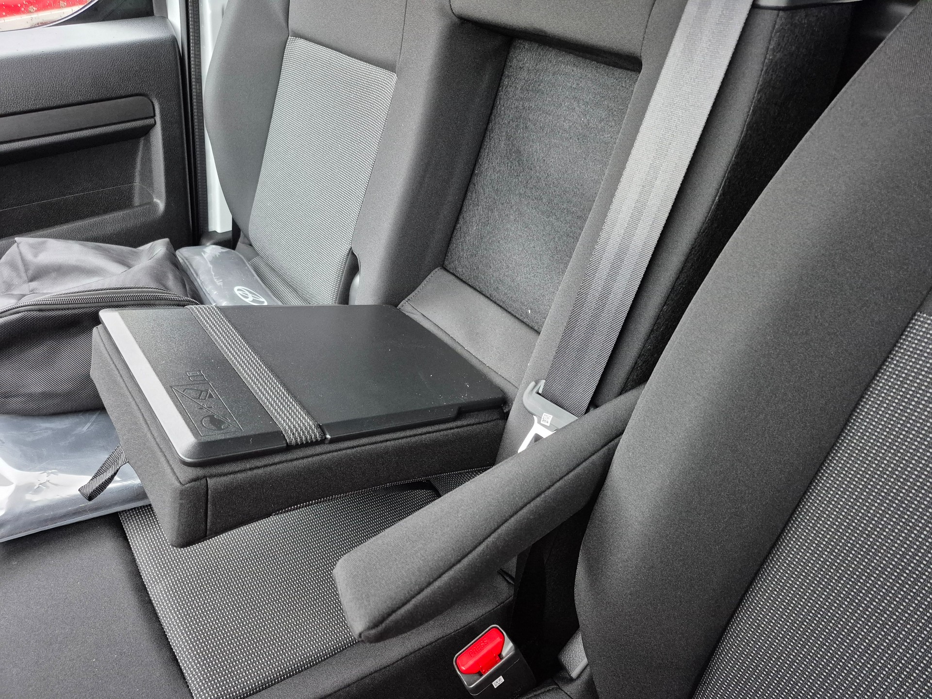 TOYOTA Proace EV 75kWh Medium Advanced Meister-image-23