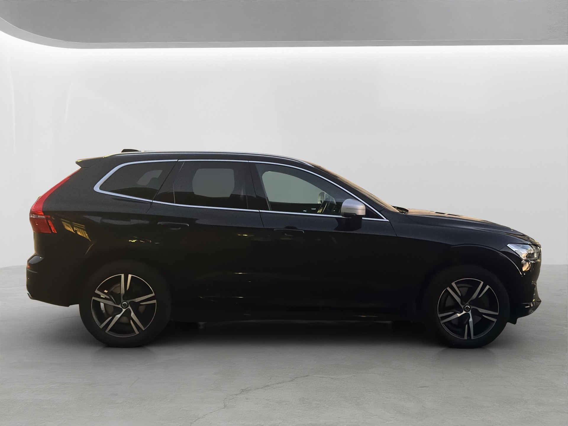 VOLVO XC60 T5 AWD R-Design Geartronic-image-7
