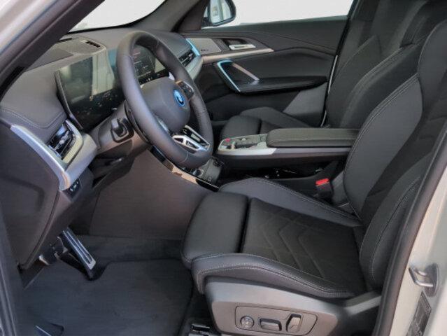BMW iX1 U11 20 eDrive-image-7