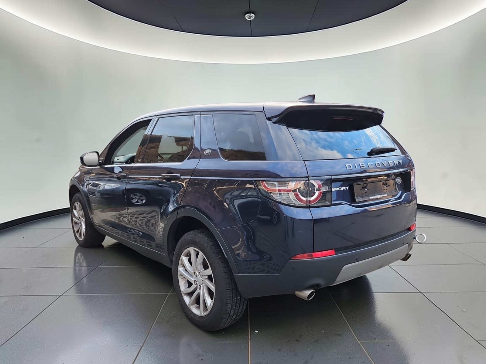 LAND ROVER Discovery Sport 2.0 TD4 SE AT9-image-6