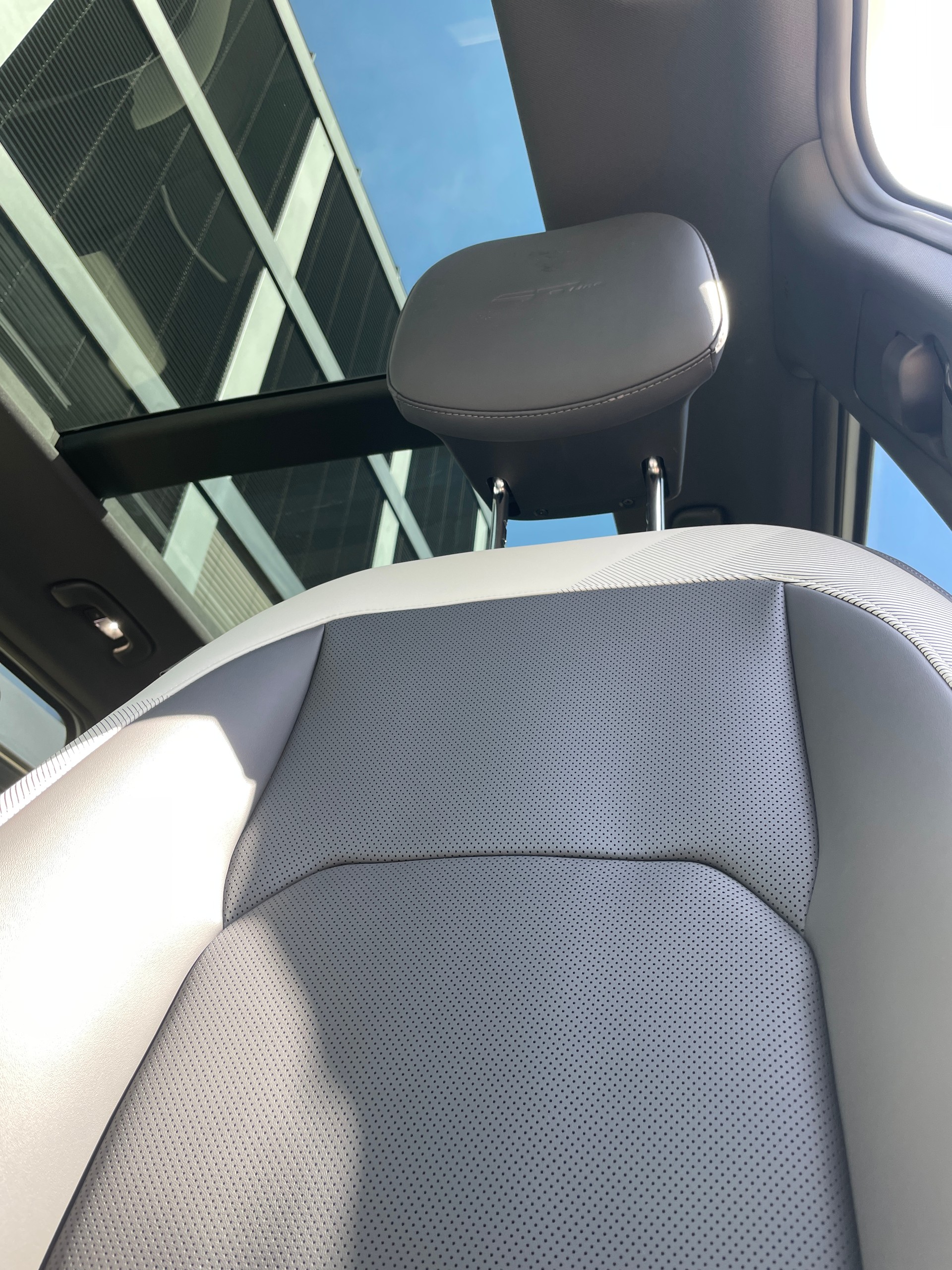 KIA EV5 81,4 kWh GT Line 4x4 mit GT-Line Pack und Panorama, V2L-image-13