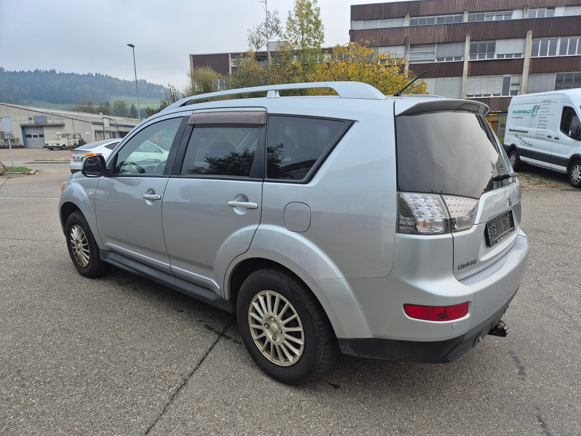 MITSUBISHI Outlander 2.4 Instyle 4WD CVT-image-6