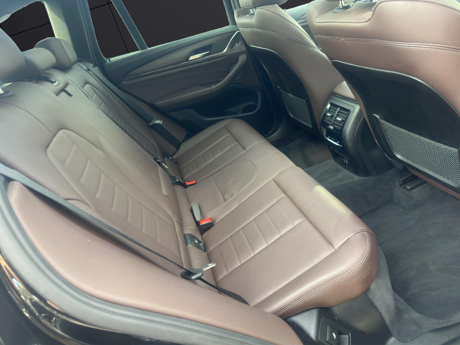 BMW X3 M40i-image-16