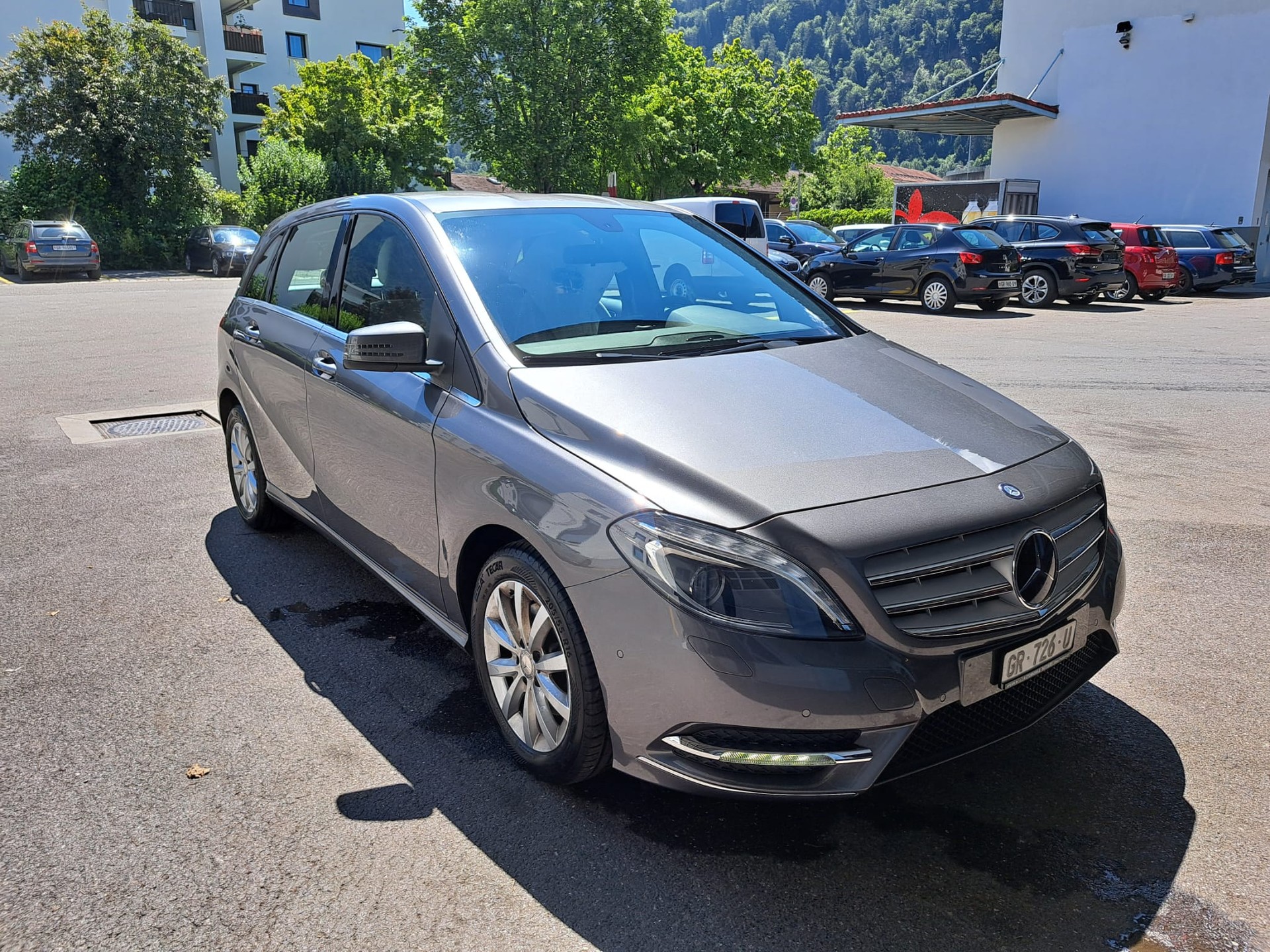 MERCEDES-BENZ B 220 4Matic 7G-DCT-image-2