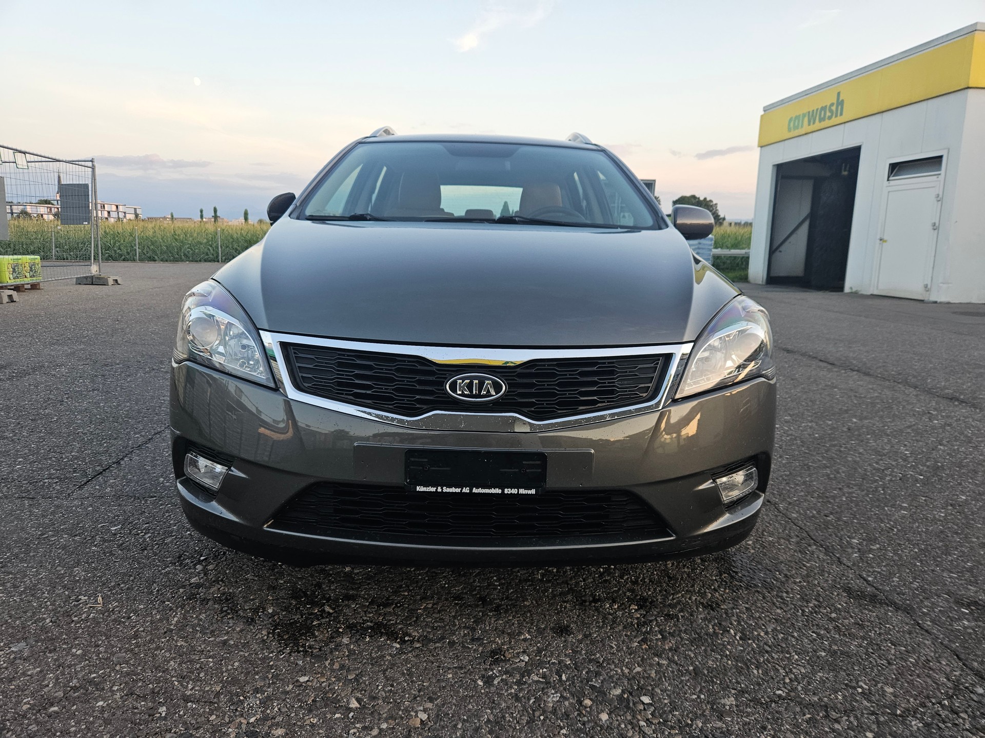 KIA Ceed Sporty Wagon 1.6 16V Classic-image-13