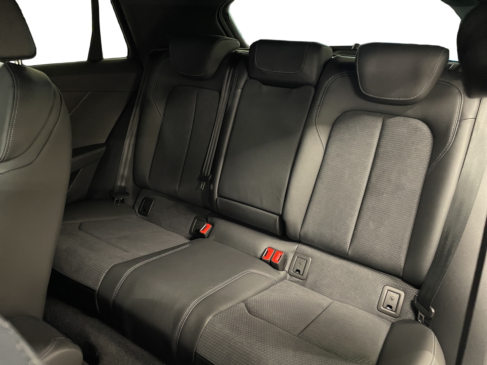 AUDI Q2 35 TFSI advanced S-tronic-image-11