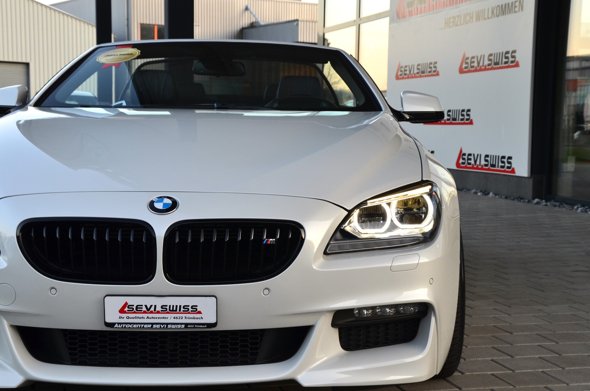 BMW 650i Cabrio xDrive M-Sportpaket*Frisch ab MFK, 1 Jahr oder 20000km Garantie inkl.*-image-9
