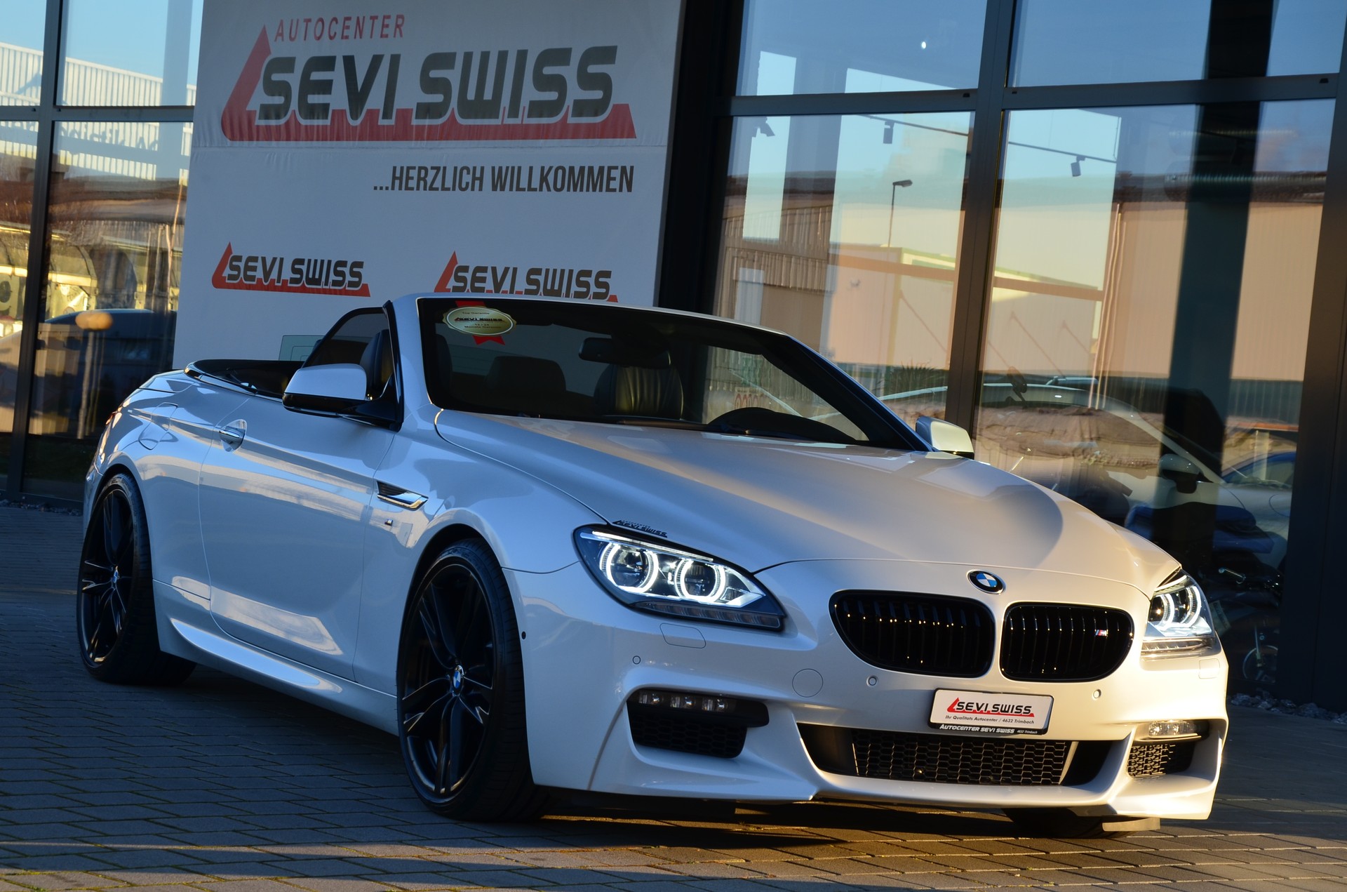 BMW 650i Cabrio xDrive M-Sportpaket*Frisch ab MFK, 1 Jahr oder 20000km Garantie inkl.*-image-1