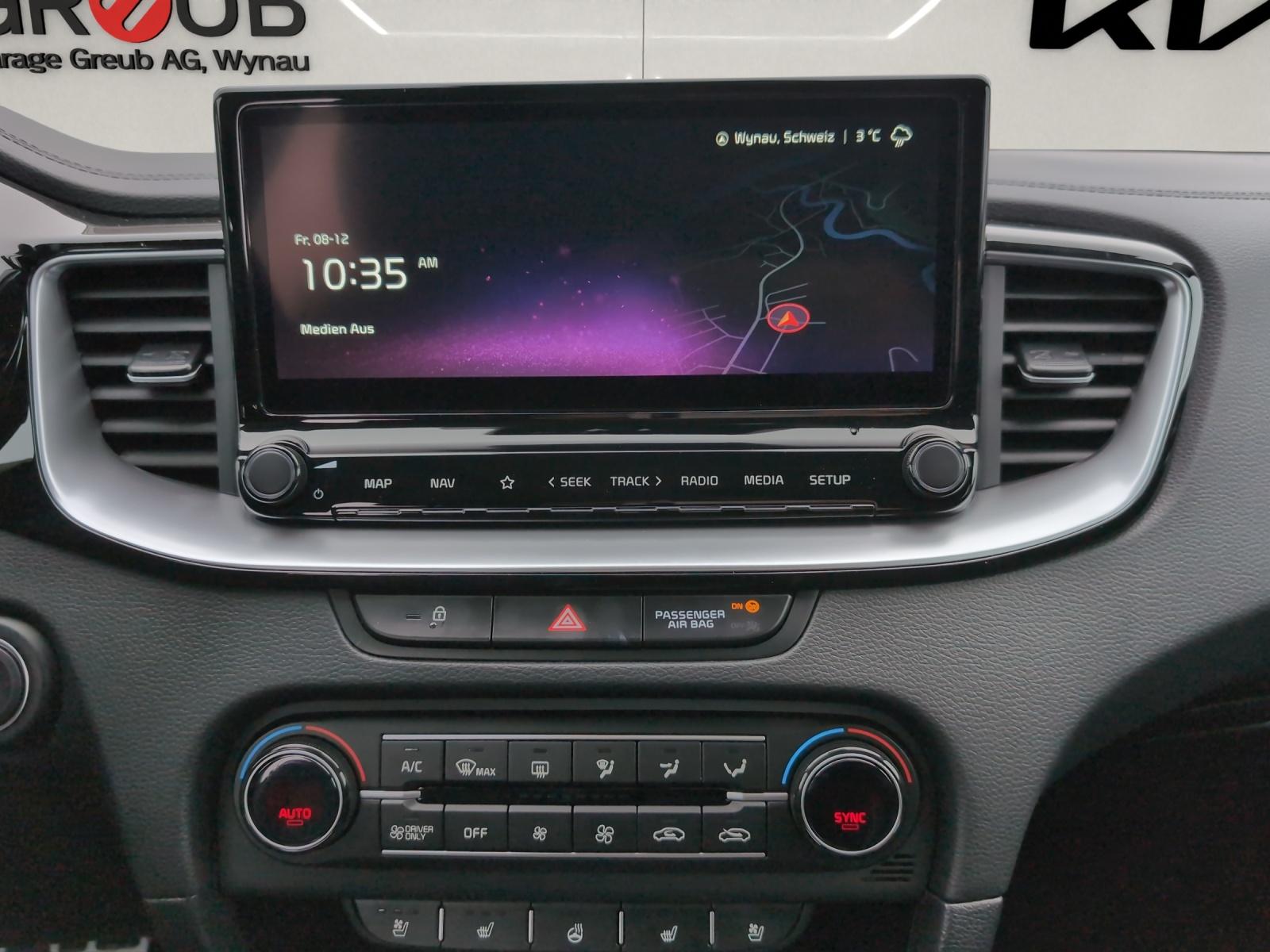 KIA Ceed SW 1.6 GDi Plug-in Hybrid Style-image-12