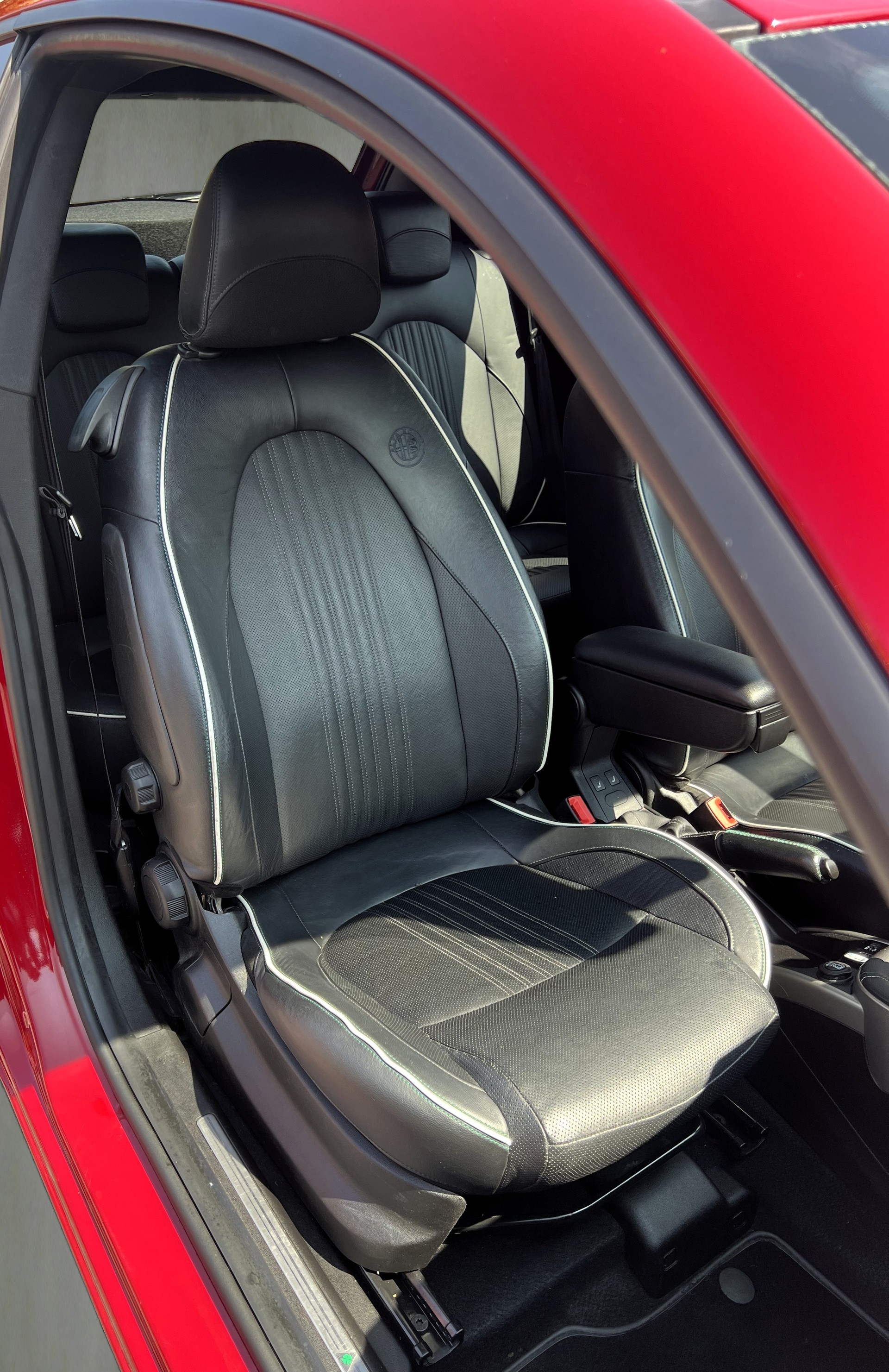 ALFA ROMEO MiTo 1.4 TB Quadrifoglio Verde-image-15