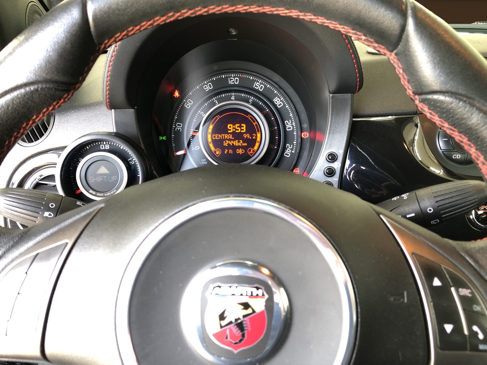 FIAT 500 Abarth 1.4 T-Jet 135-image-10