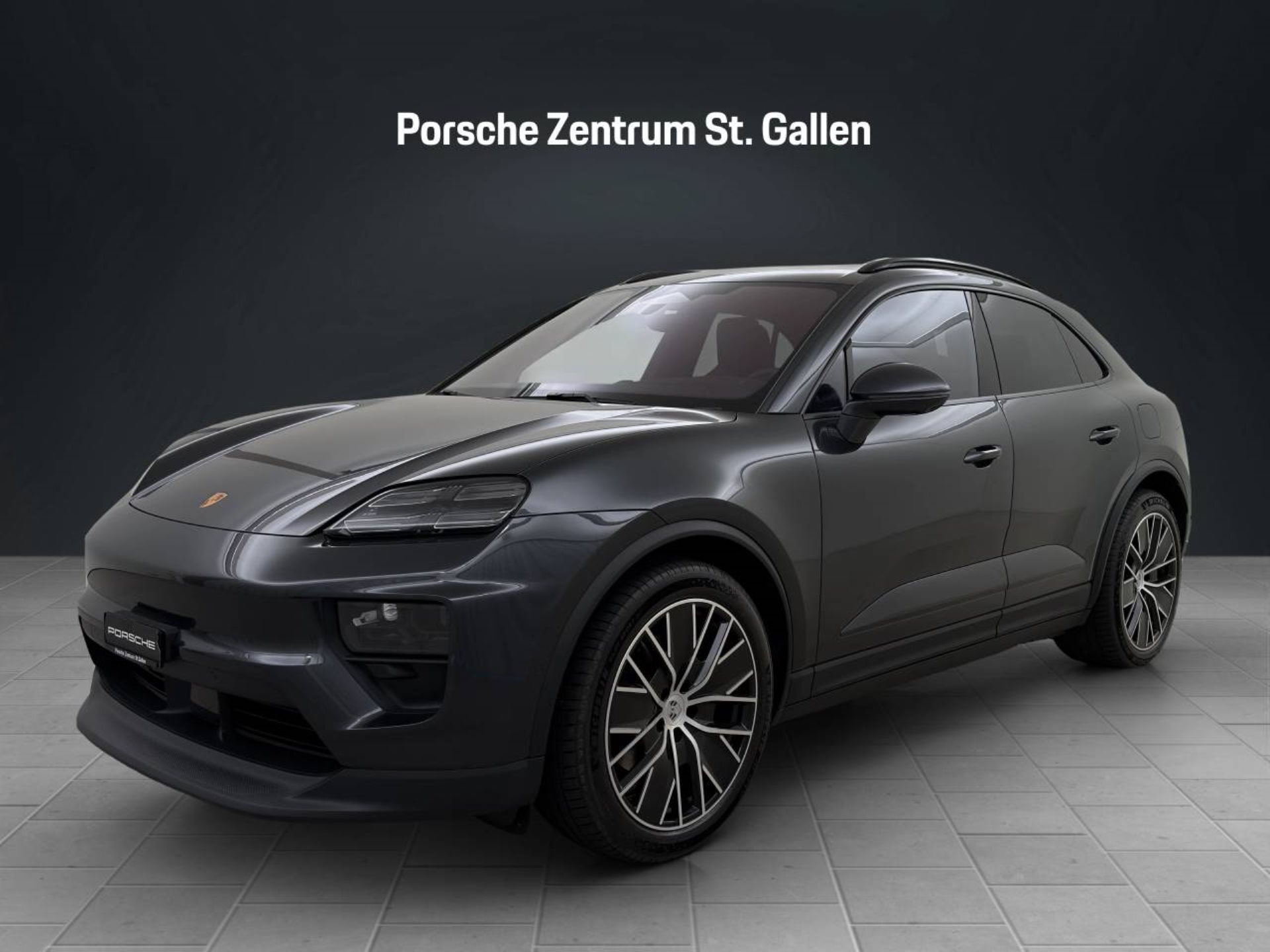 PORSCHE Macan 4-image-0